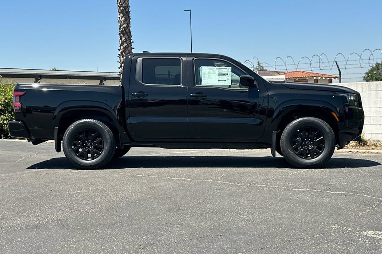 2026 Nissan Frontier SV 2