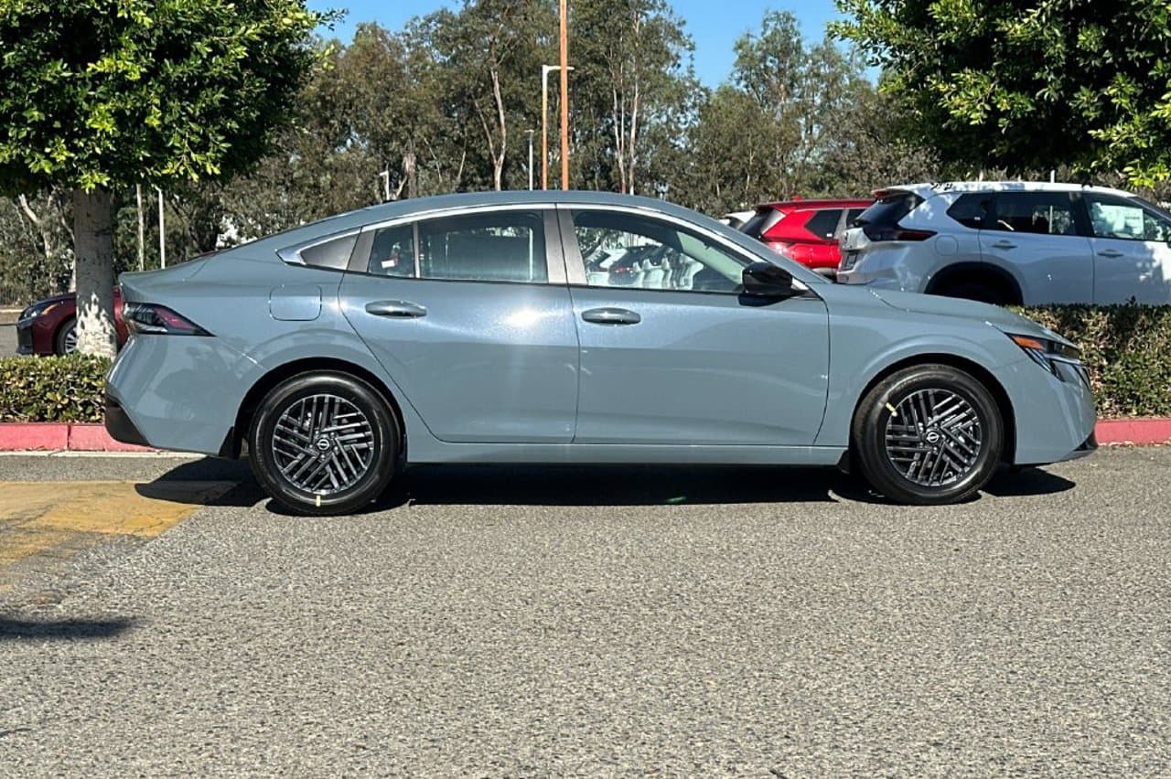 2027 Nissan Sentra SV 3