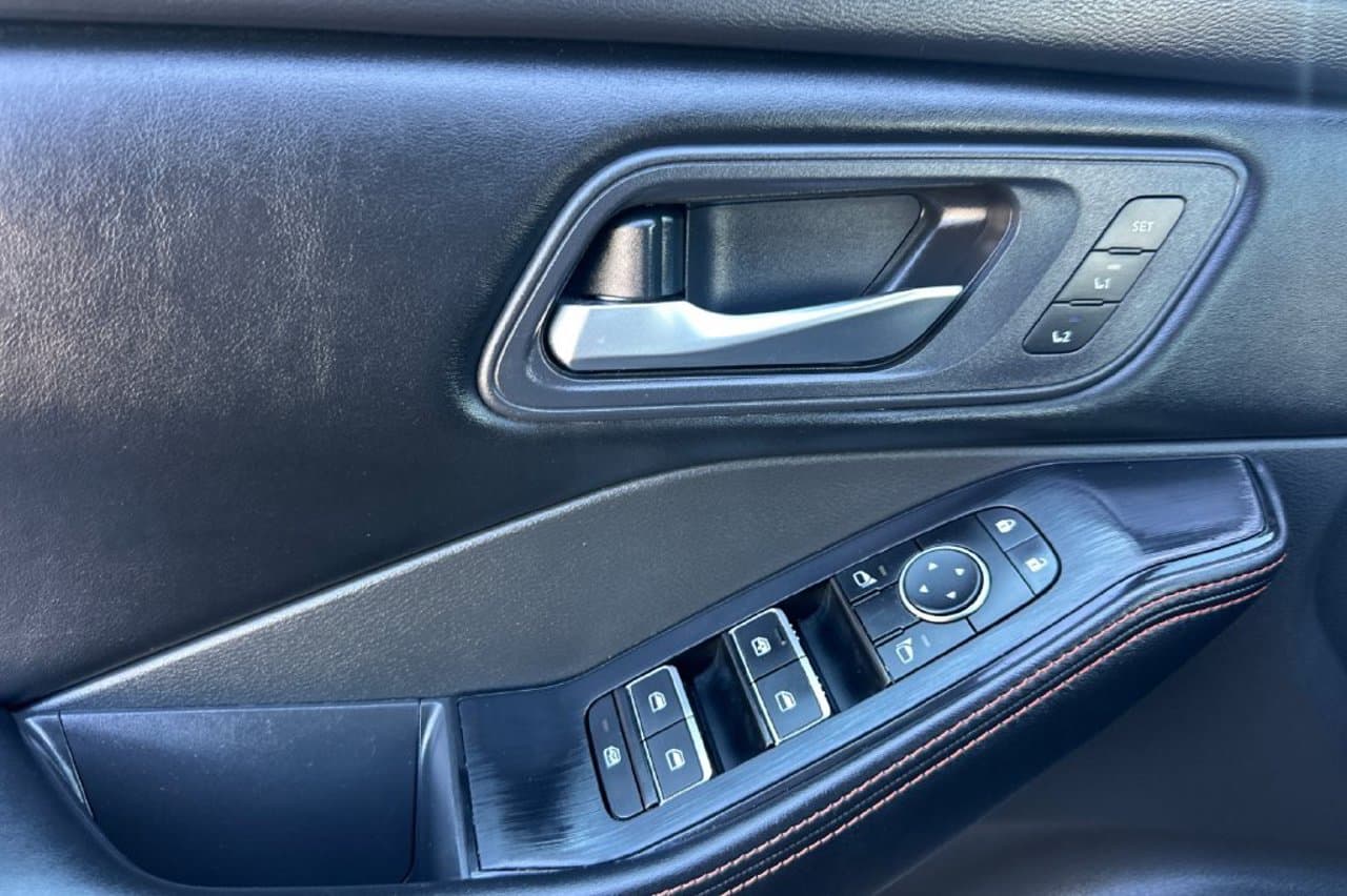 2025 Nissan Rogue Rock Creek 8