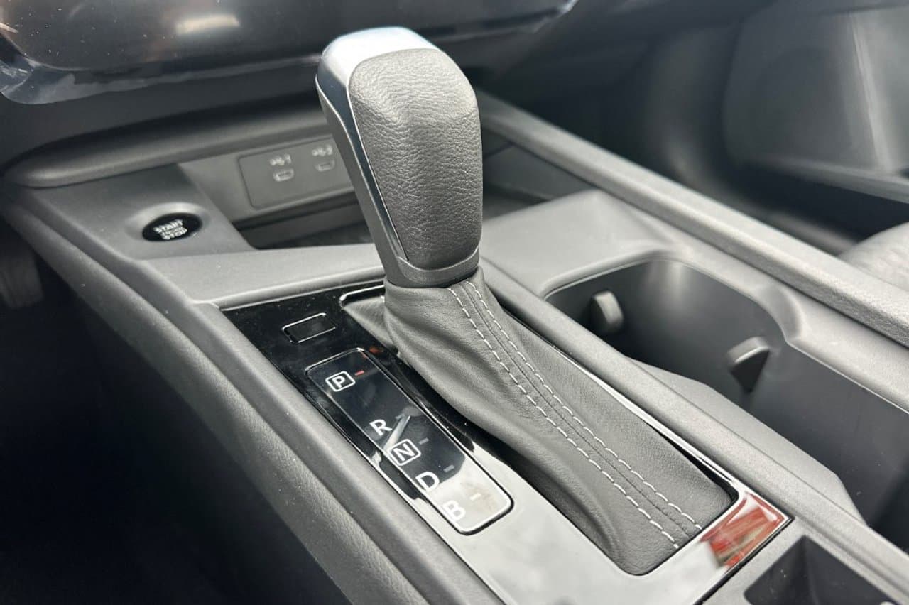 2026 Nissan Sentra SV 17