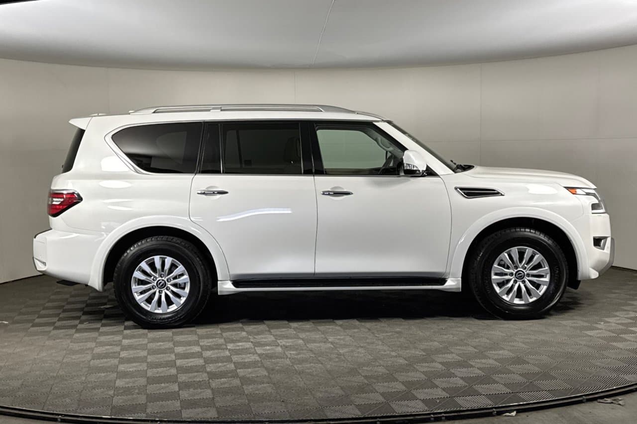 2024 Nissan Armada SV 2