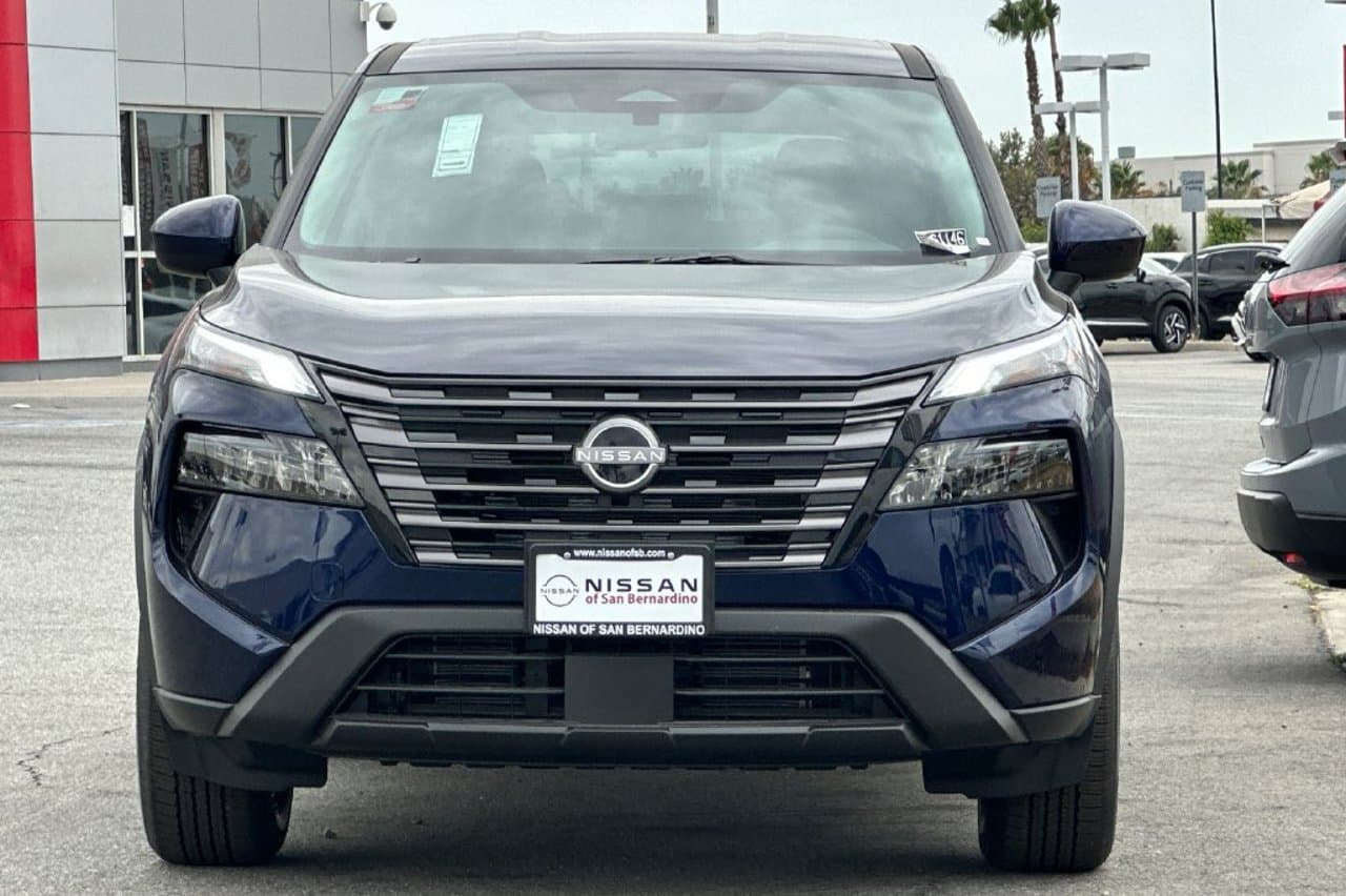 2026 Nissan Rogue SV 6