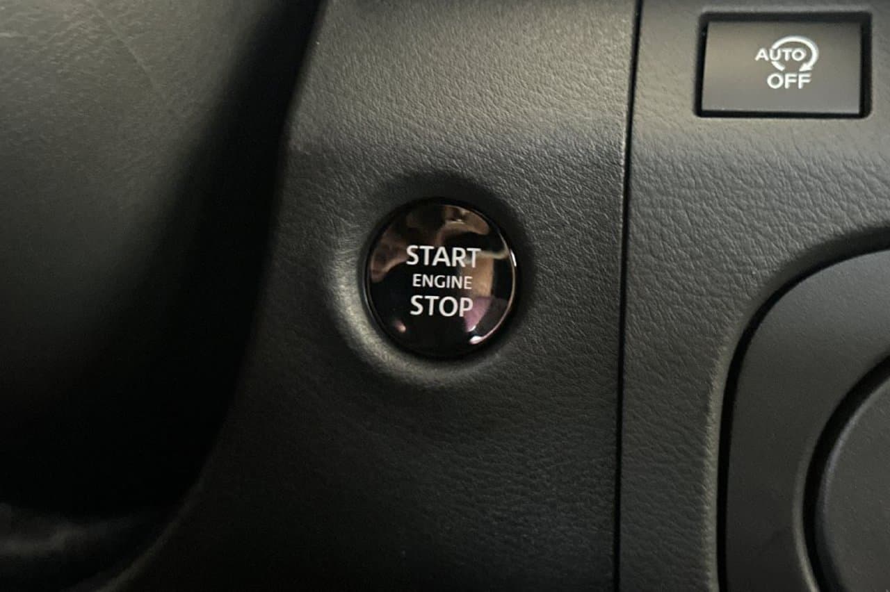 2026 Nissan Frontier SV 17