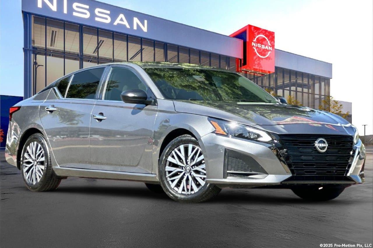 2025 Nissan Altima SV 2
