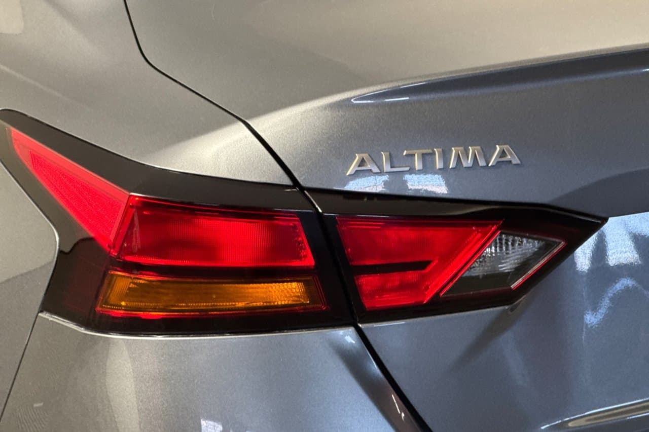 2024 Nissan Altima 2.5 SV 22