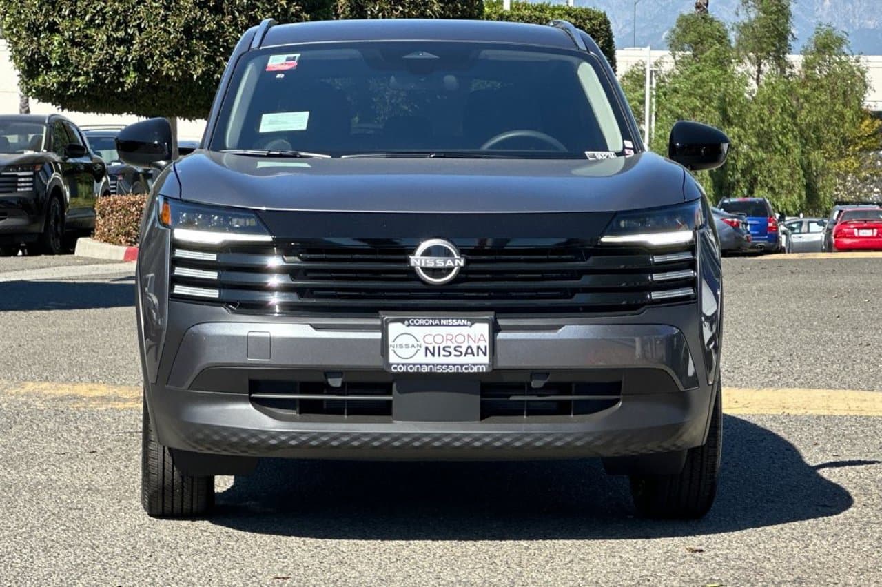 2027 Nissan Kicks SV 7