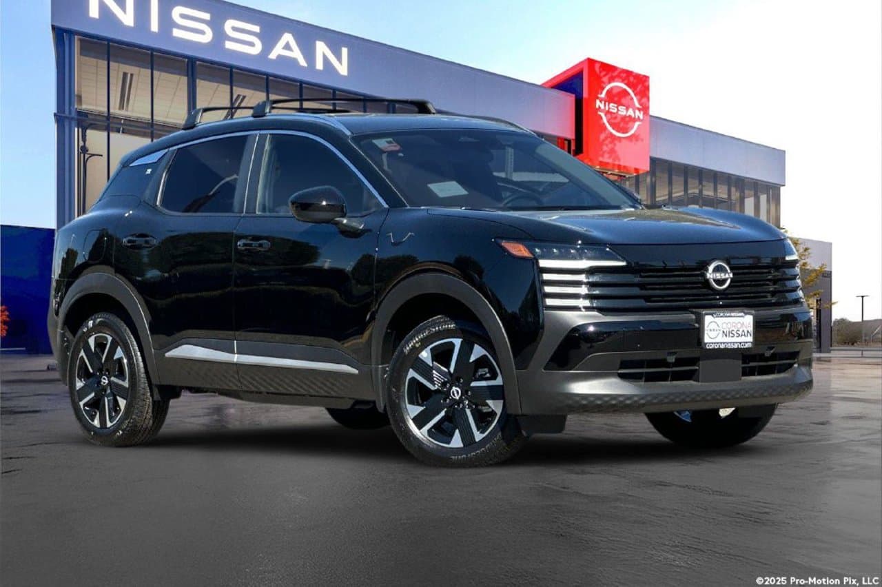 2027 Nissan Kicks SV 2