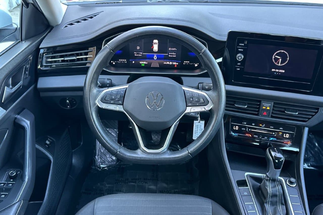 2025 Volkswagen Jetta S 12