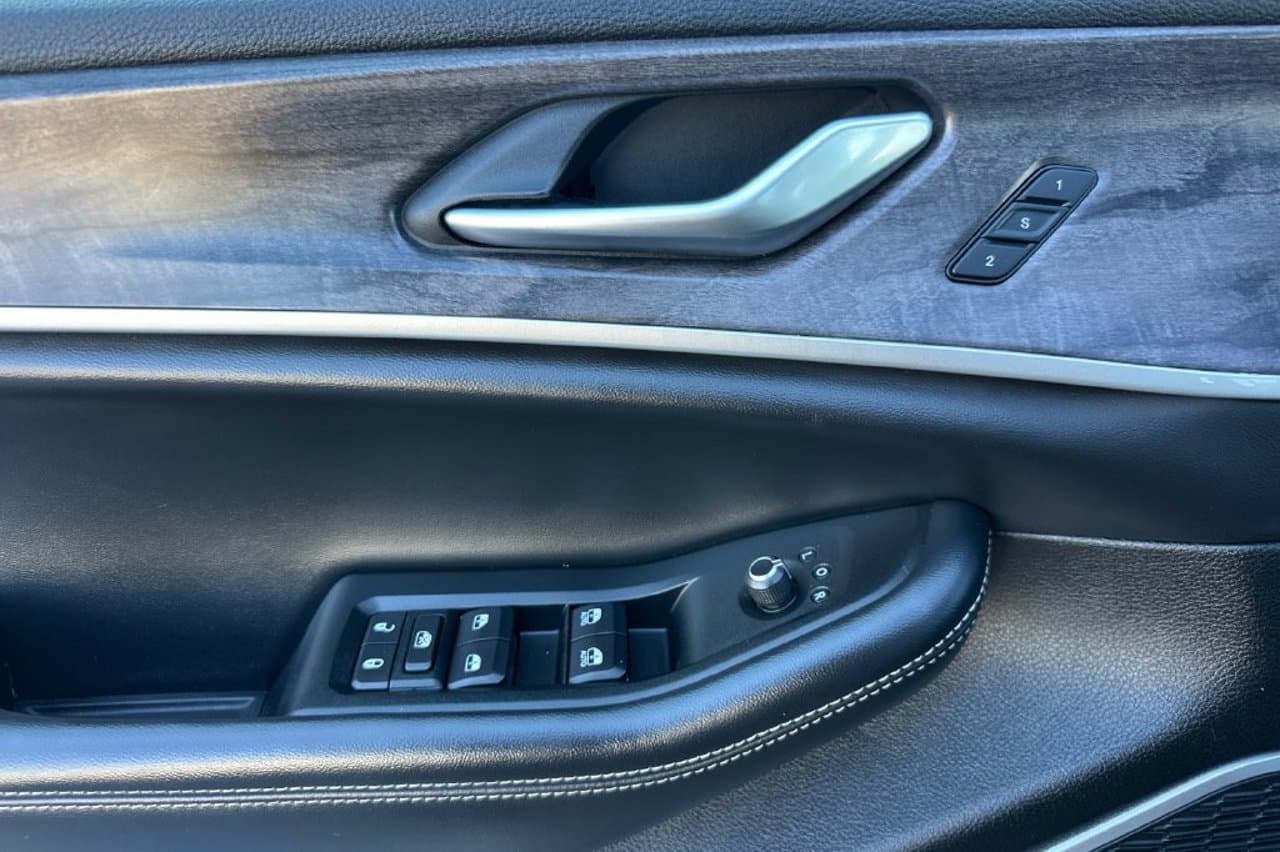 2024 Jeep Grand Cherokee 4xe 4xe 8