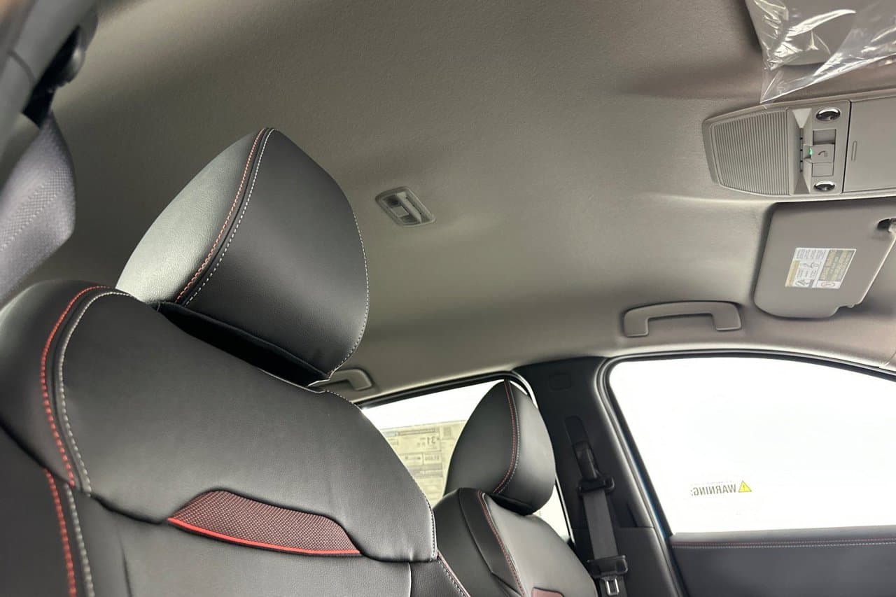 2026 Nissan Kicks SR 14