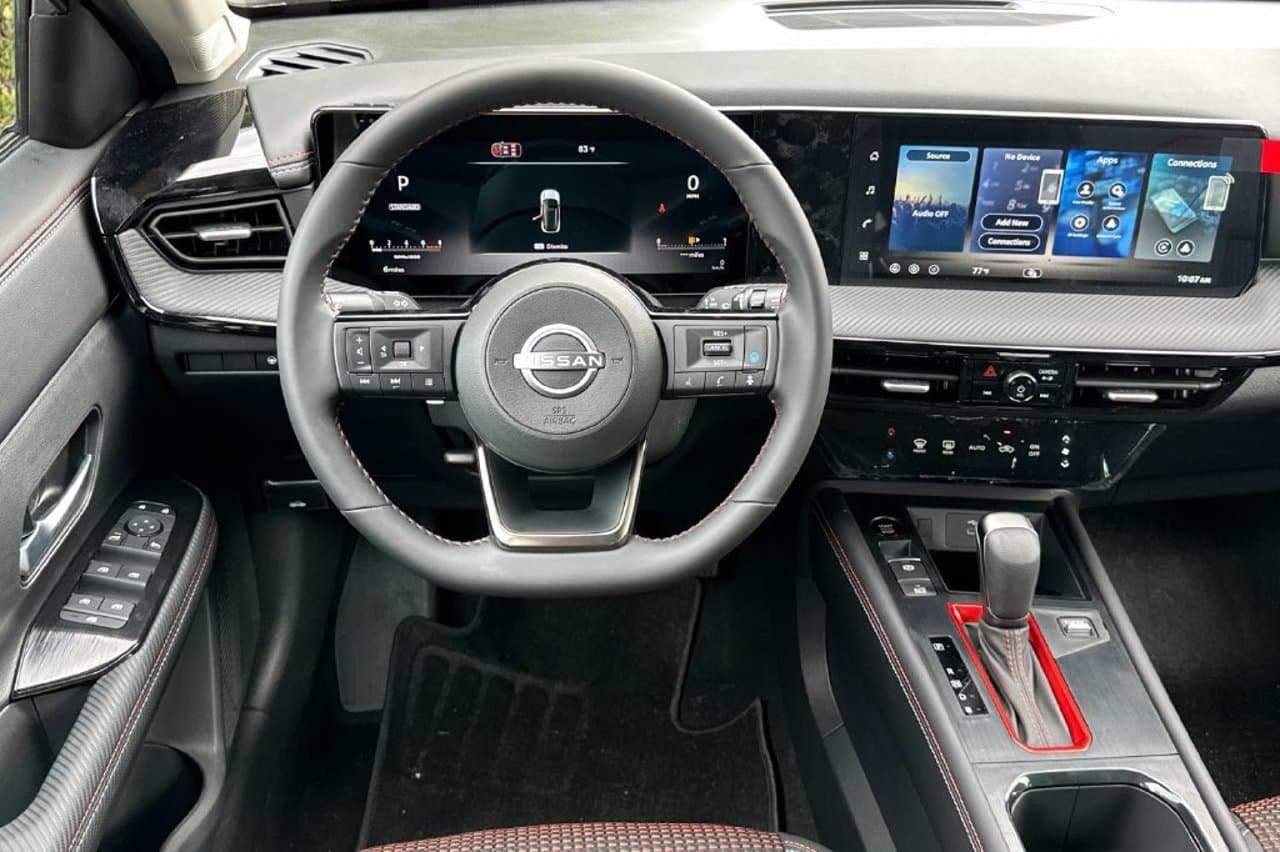 2027 Nissan Kicks SR 12