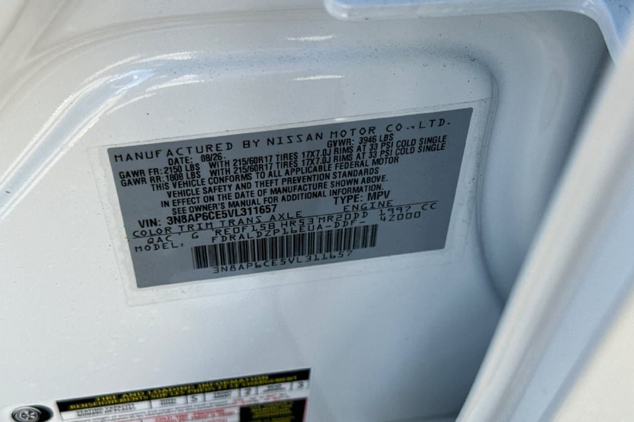2027 Nissan Kicks SV 22
