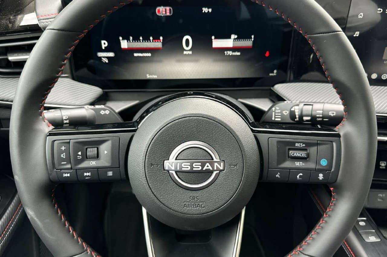 2027 Nissan Kicks SR 20
