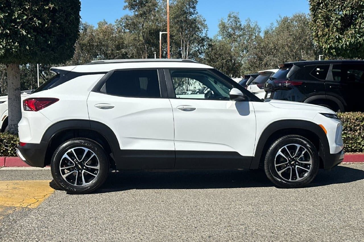2025 Chevrolet Trailblazer LT 3