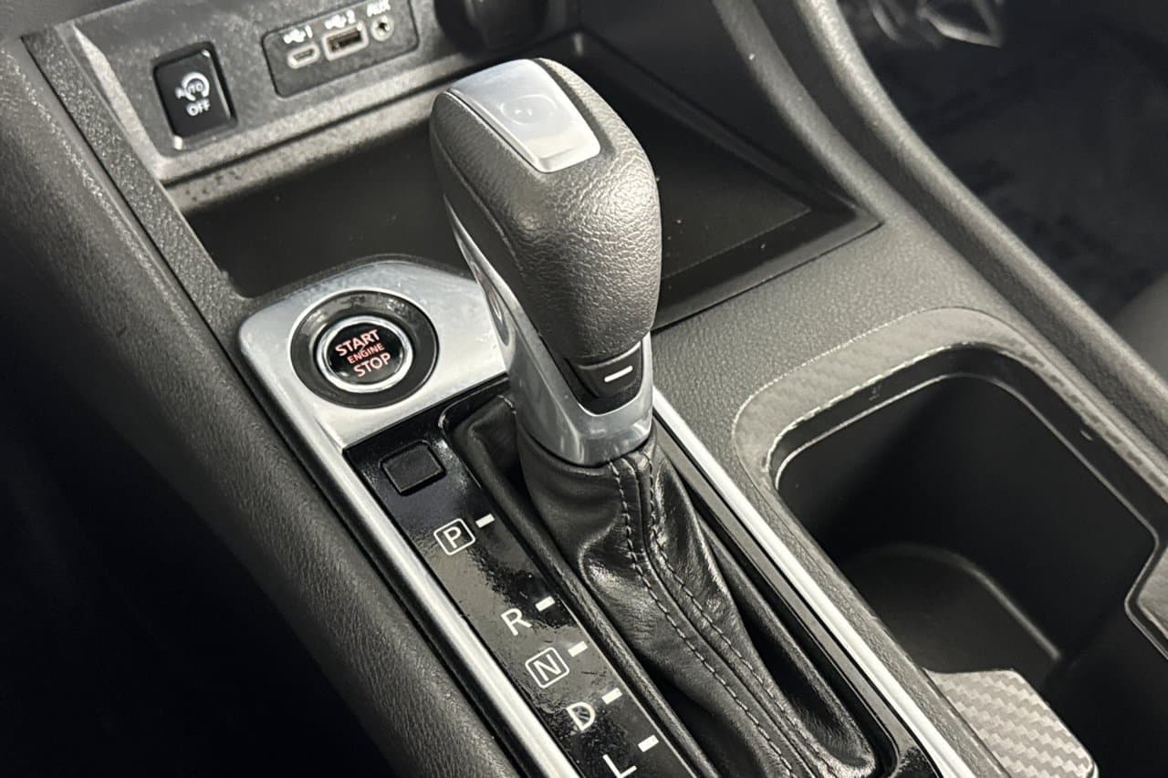 2025 Nissan Sentra SV 17