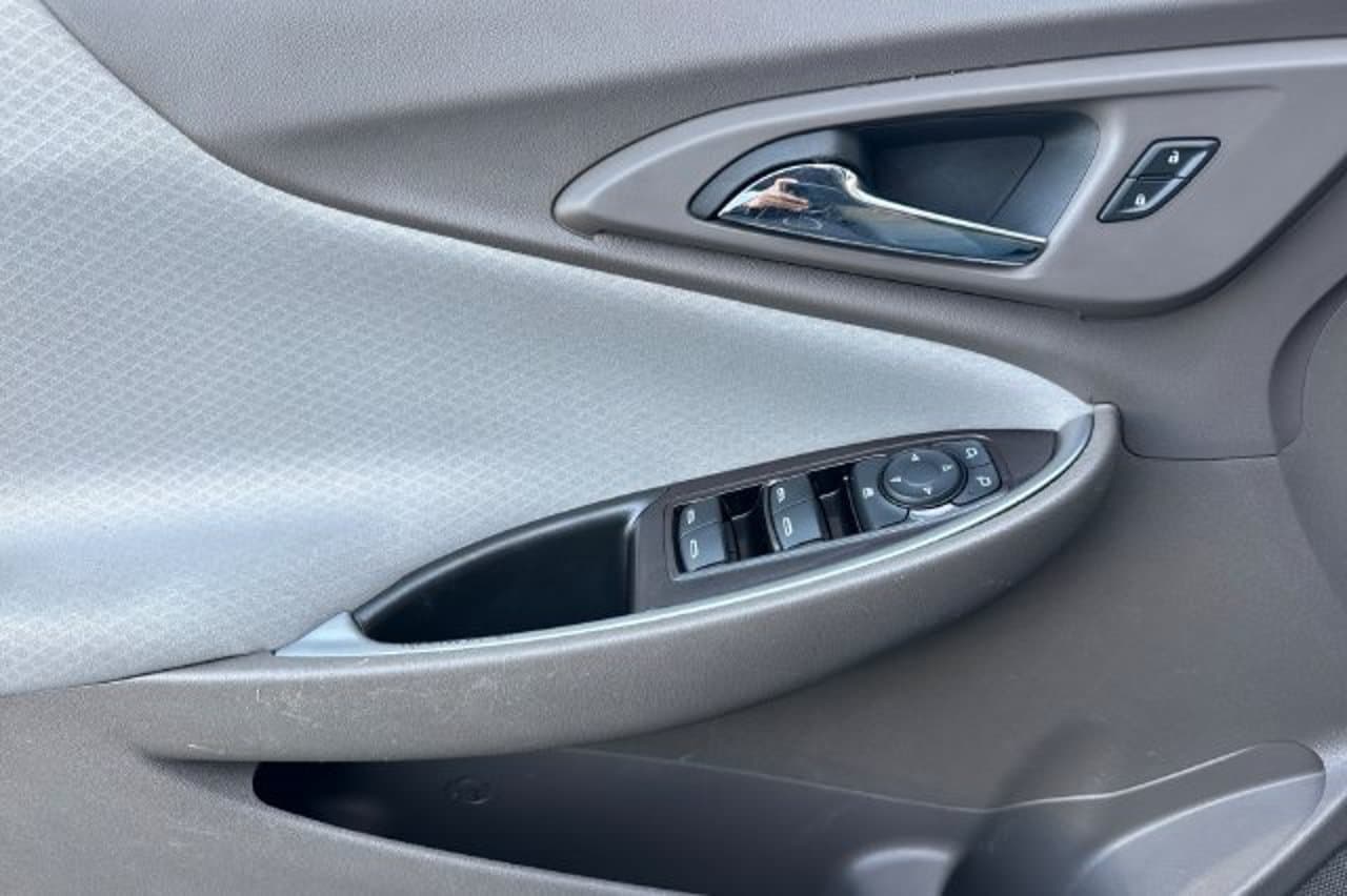 2024 Chevrolet Malibu LT 9