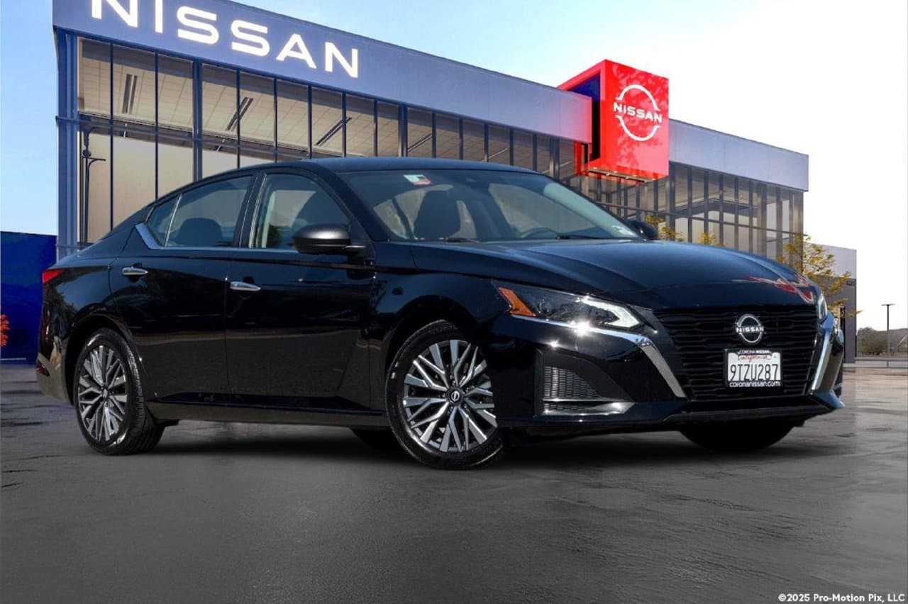 2025 Nissan Altima SV 1
