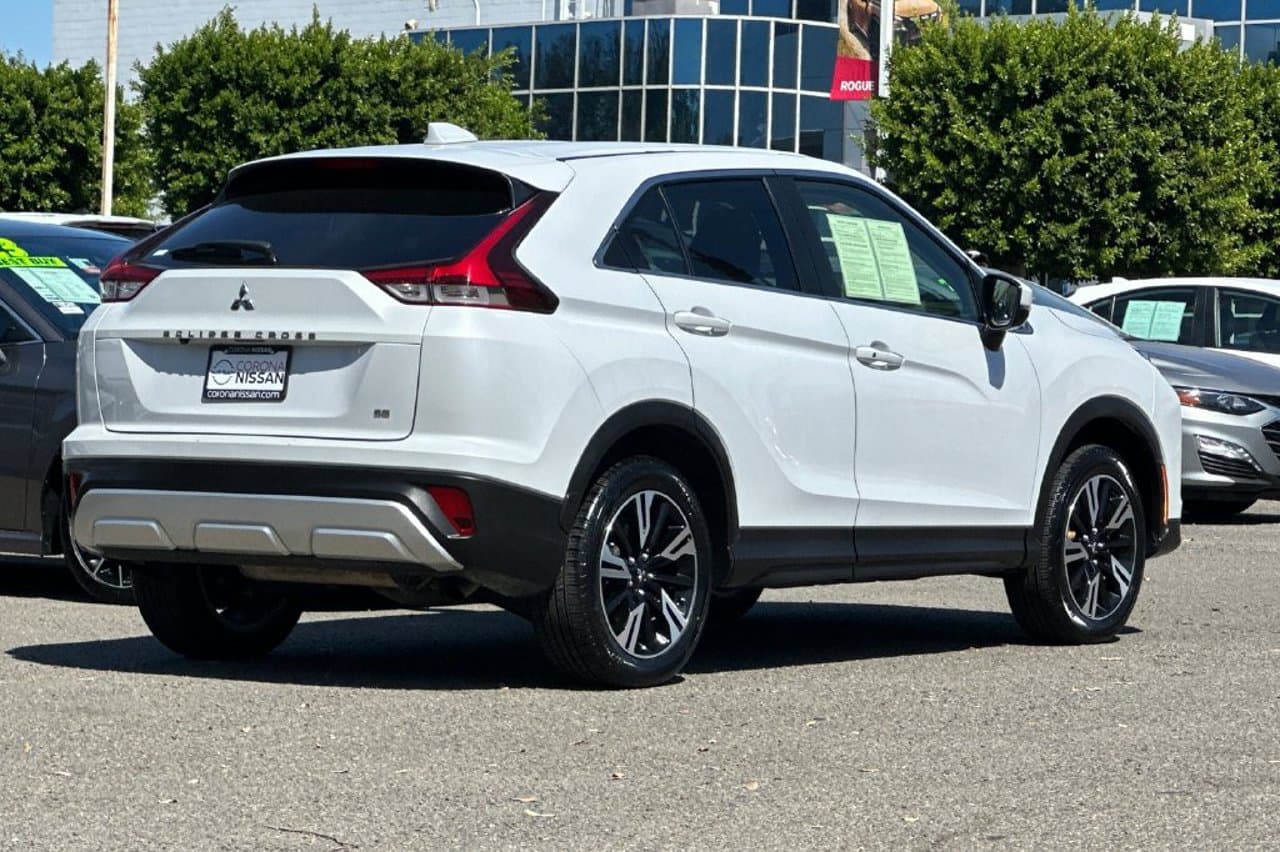 2025 Mitsubishi Eclipse Cross 4