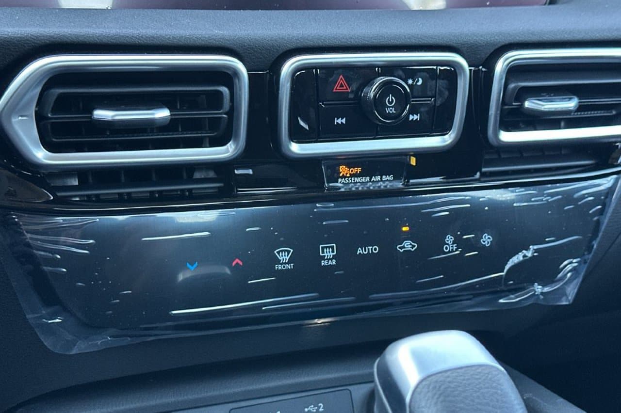 2027 Nissan Sentra SR 16