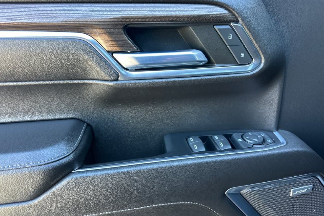 2022 Chevrolet Silverado 1500 LT Trail Boss 8