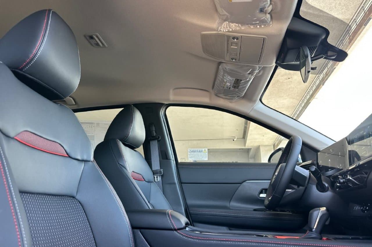 2027 Nissan Kicks SR 13