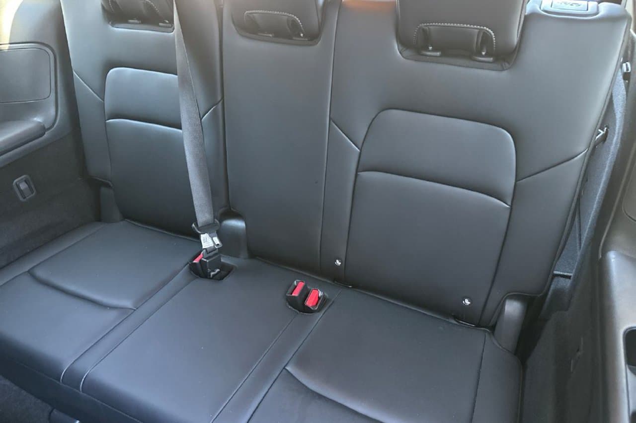 2026 Nissan Pathfinder SL 13