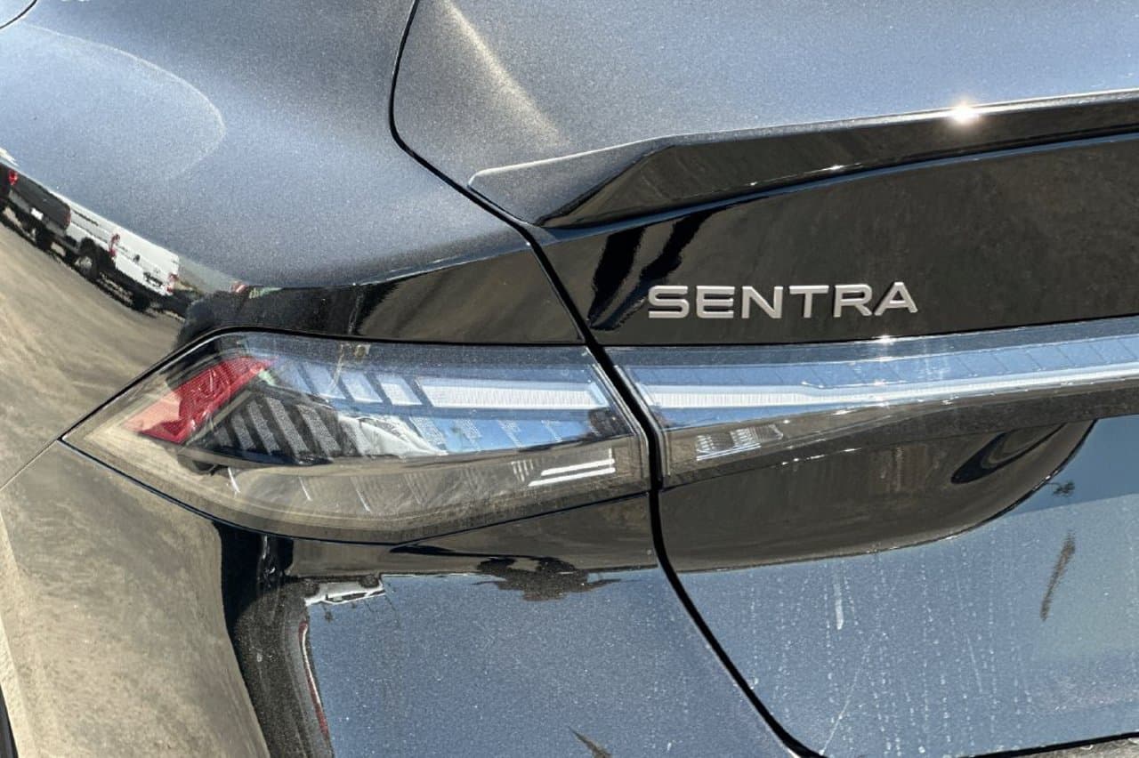 2027 Nissan Sentra SR 20