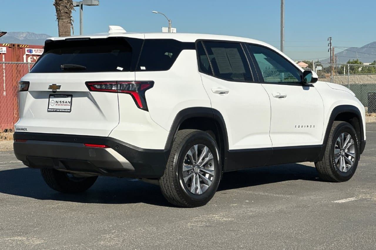 2026 Chevrolet Equinox FWD LT 3