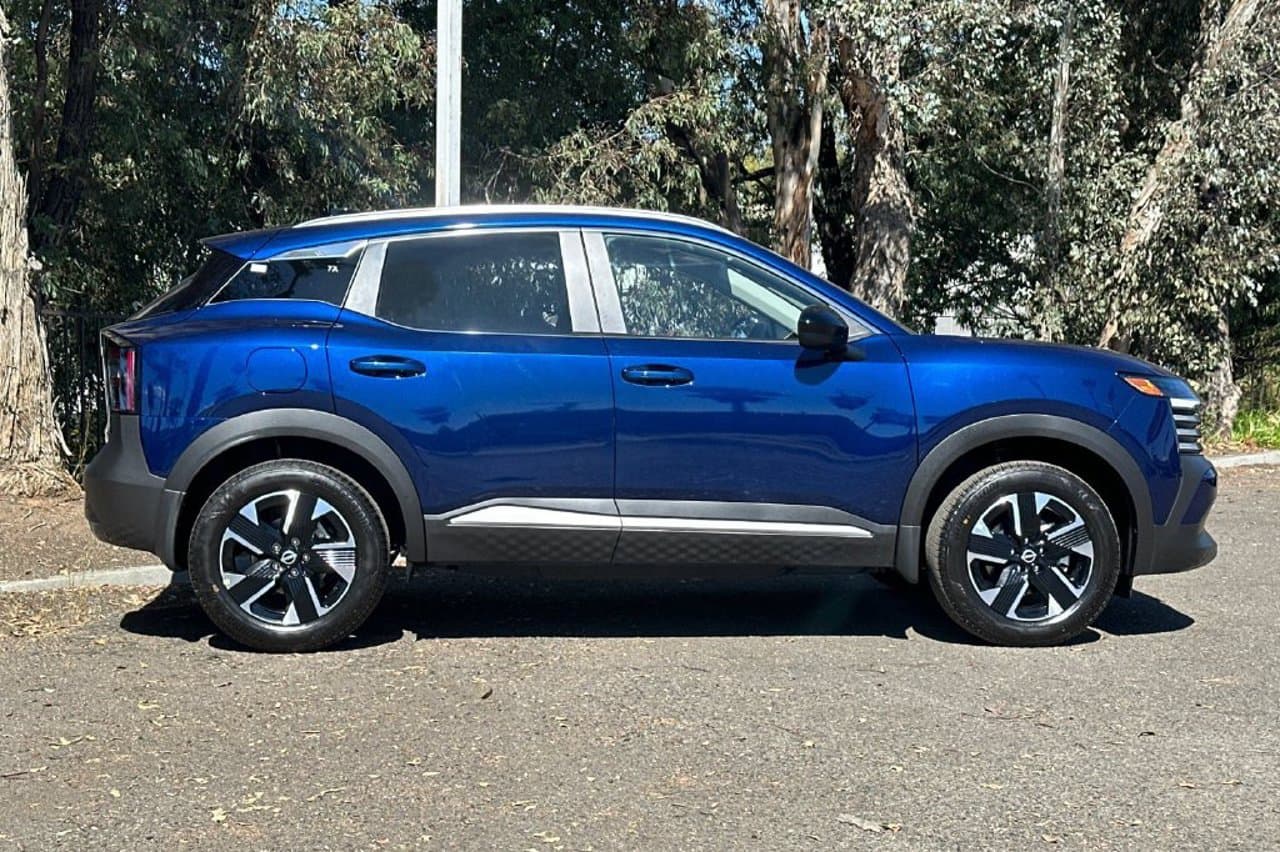 2027 Nissan Kicks SV 3