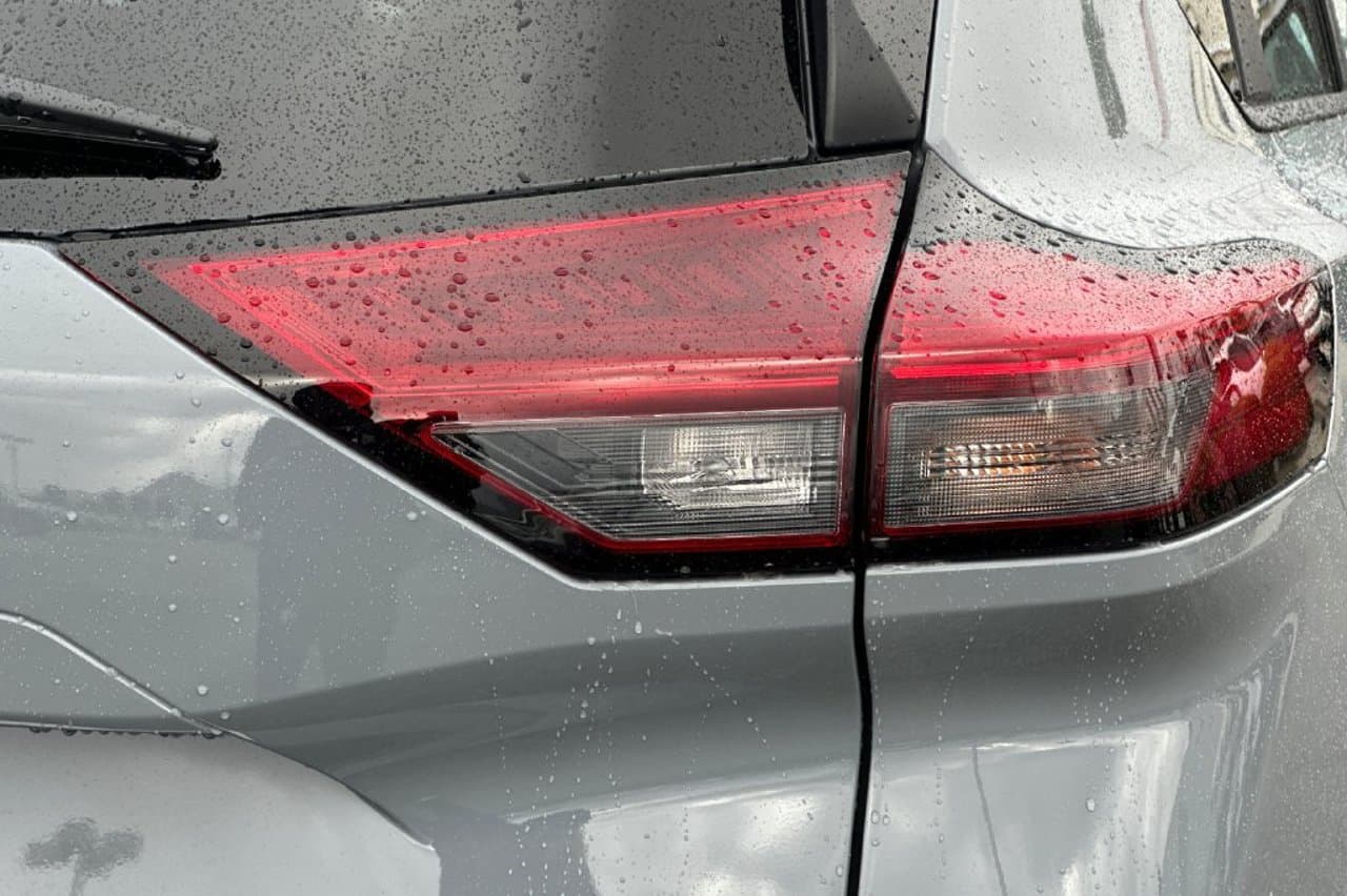2026 Nissan Rogue SV 21