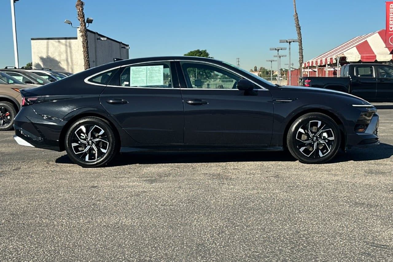 2025 Hyundai Sonata SEL 2
