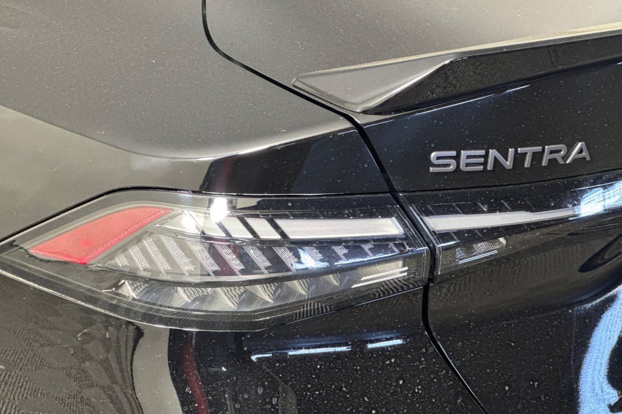 2027 Nissan Sentra SR 22