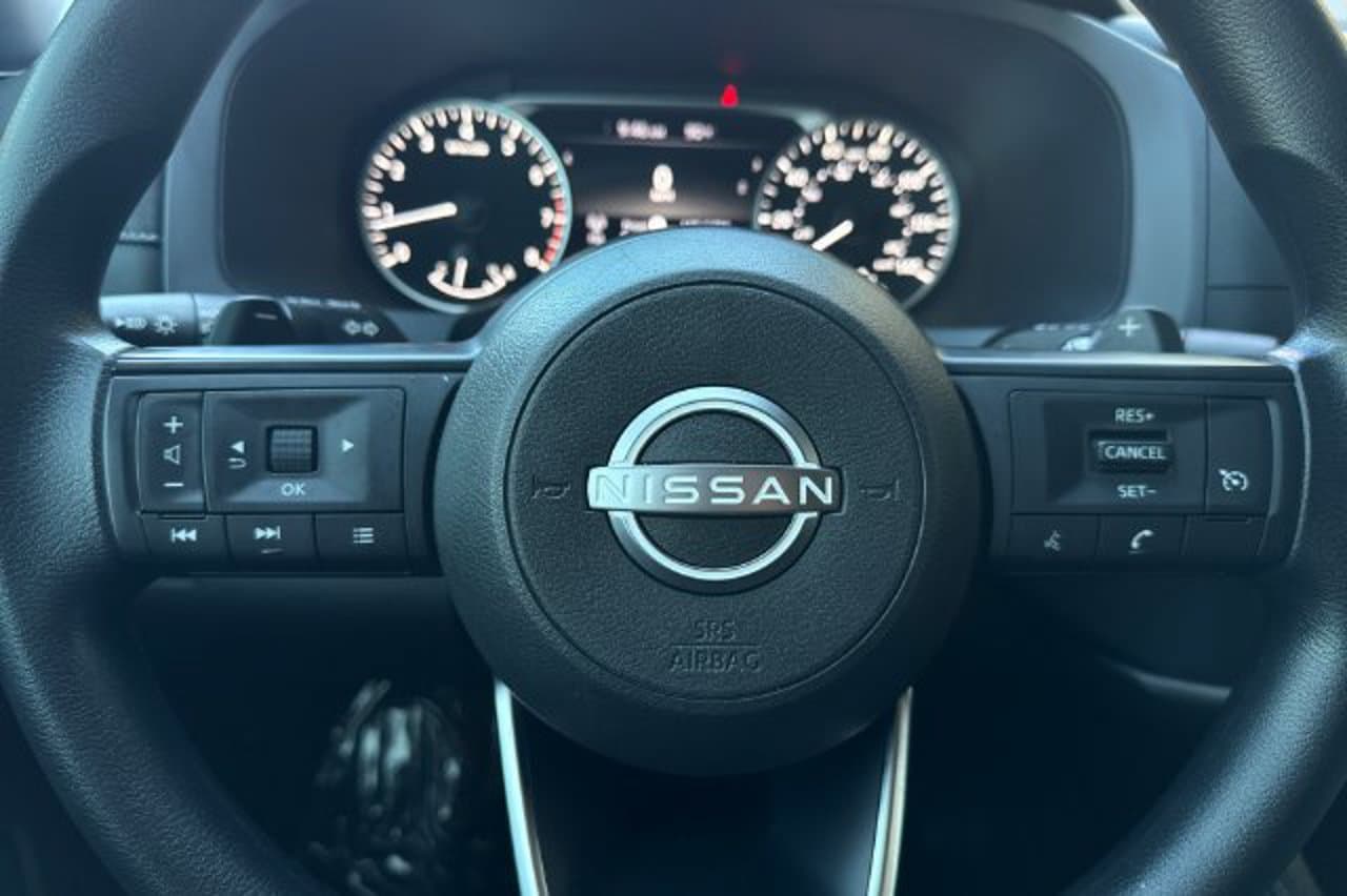 2024 Nissan Pathfinder S 21