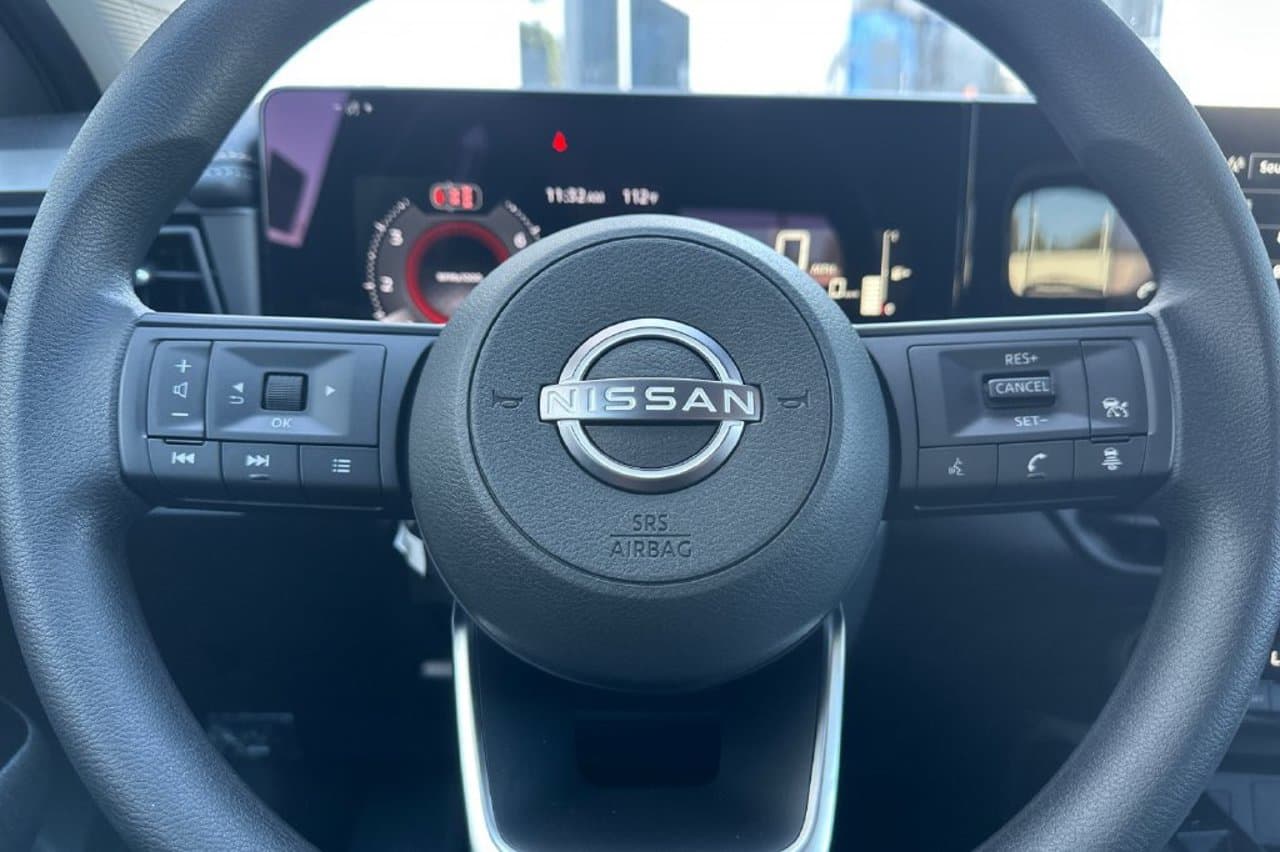 2027 Nissan Kicks SV 19