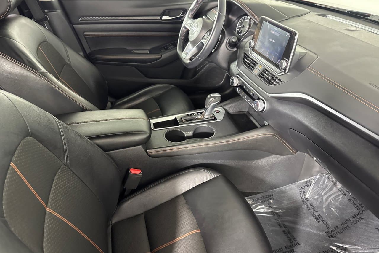 2020 Nissan Altima 2.5 SR 12