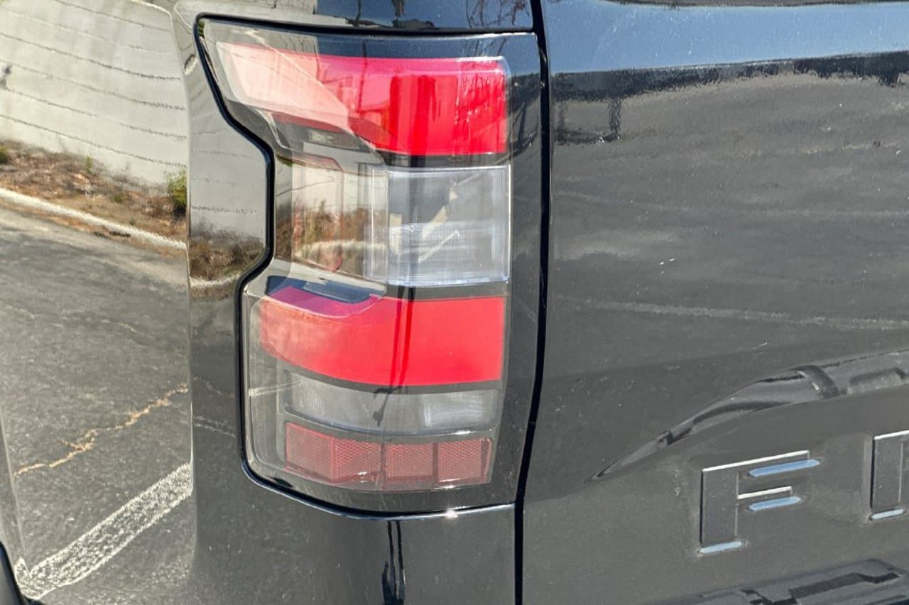 2026 Nissan Frontier SV 20