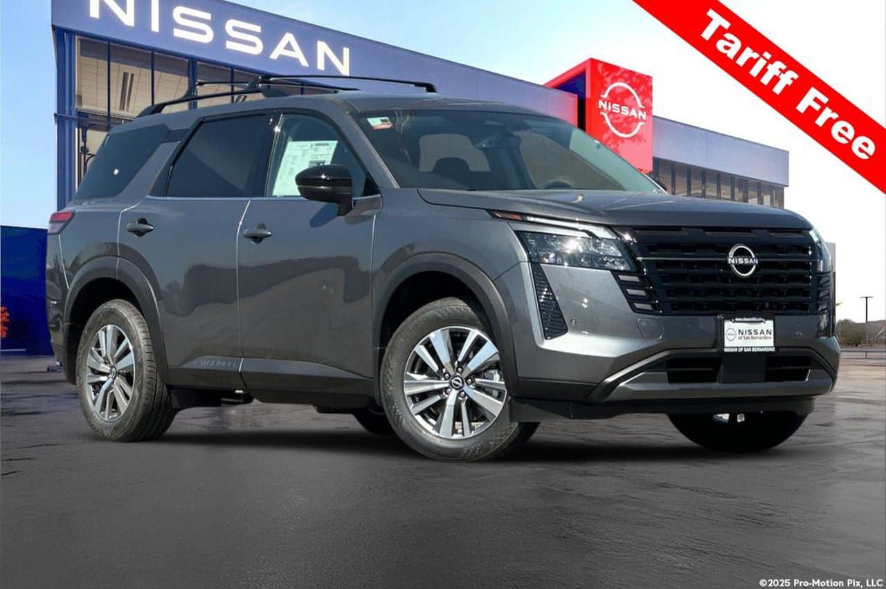 2026 Nissan Pathfinder SL 1