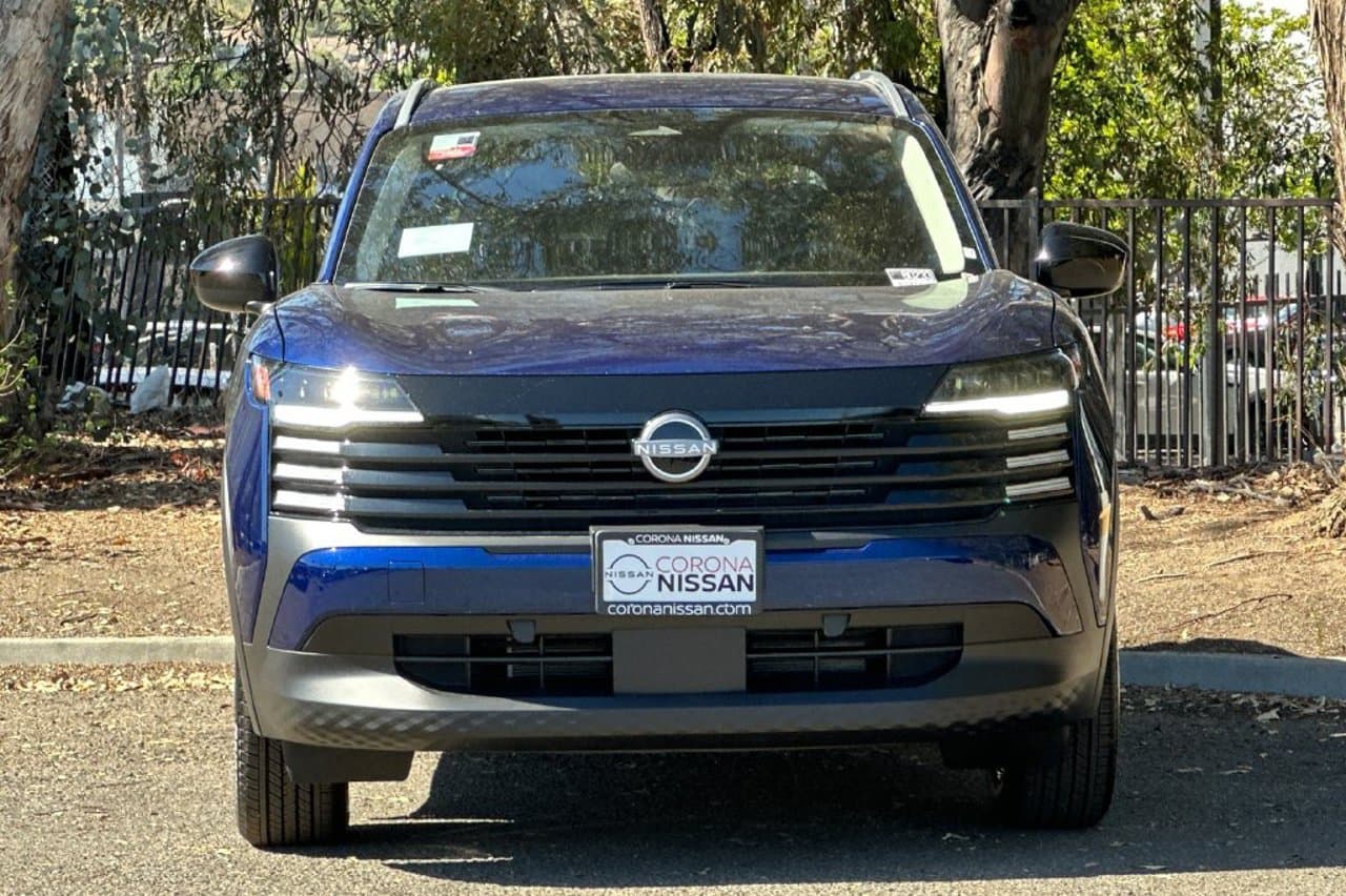 2027 Nissan Kicks SV 7