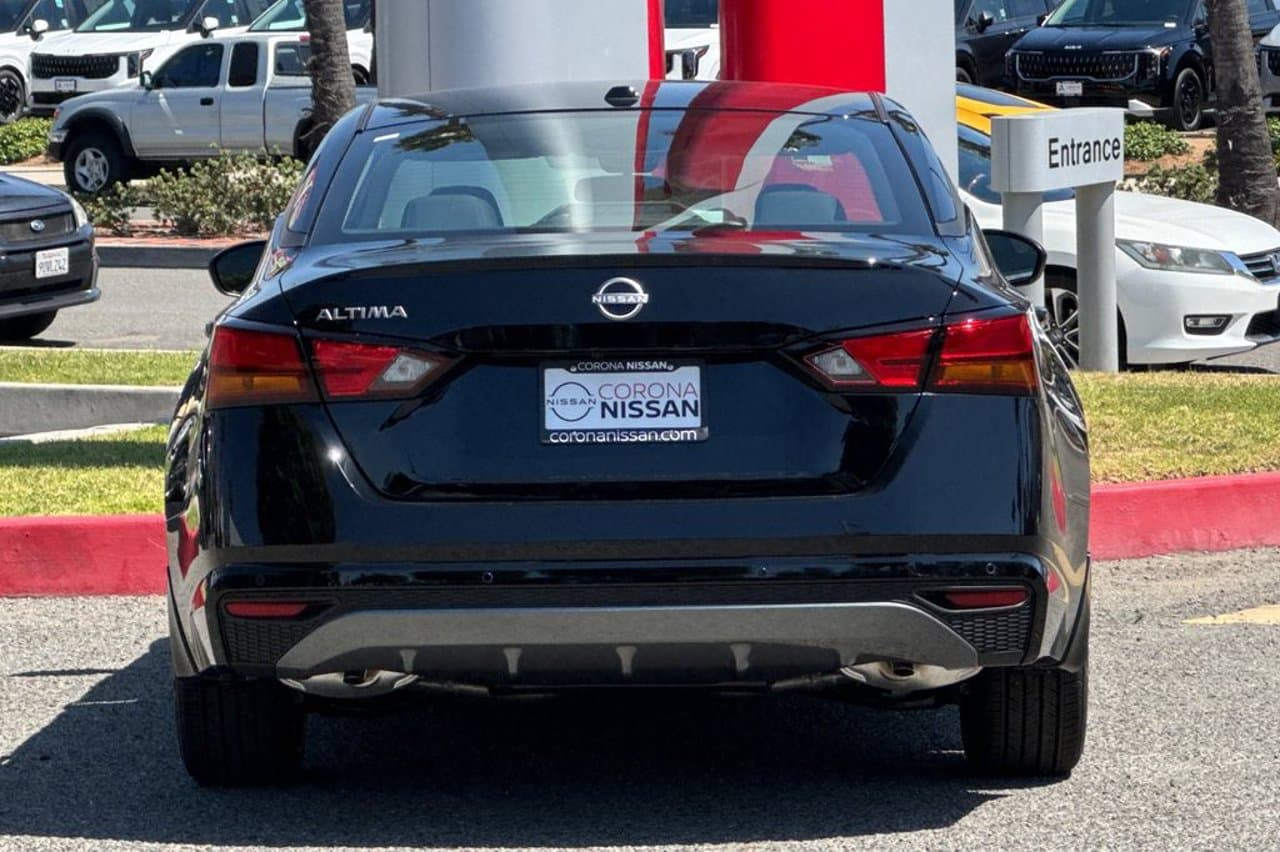 2026 Nissan Altima SV 5
