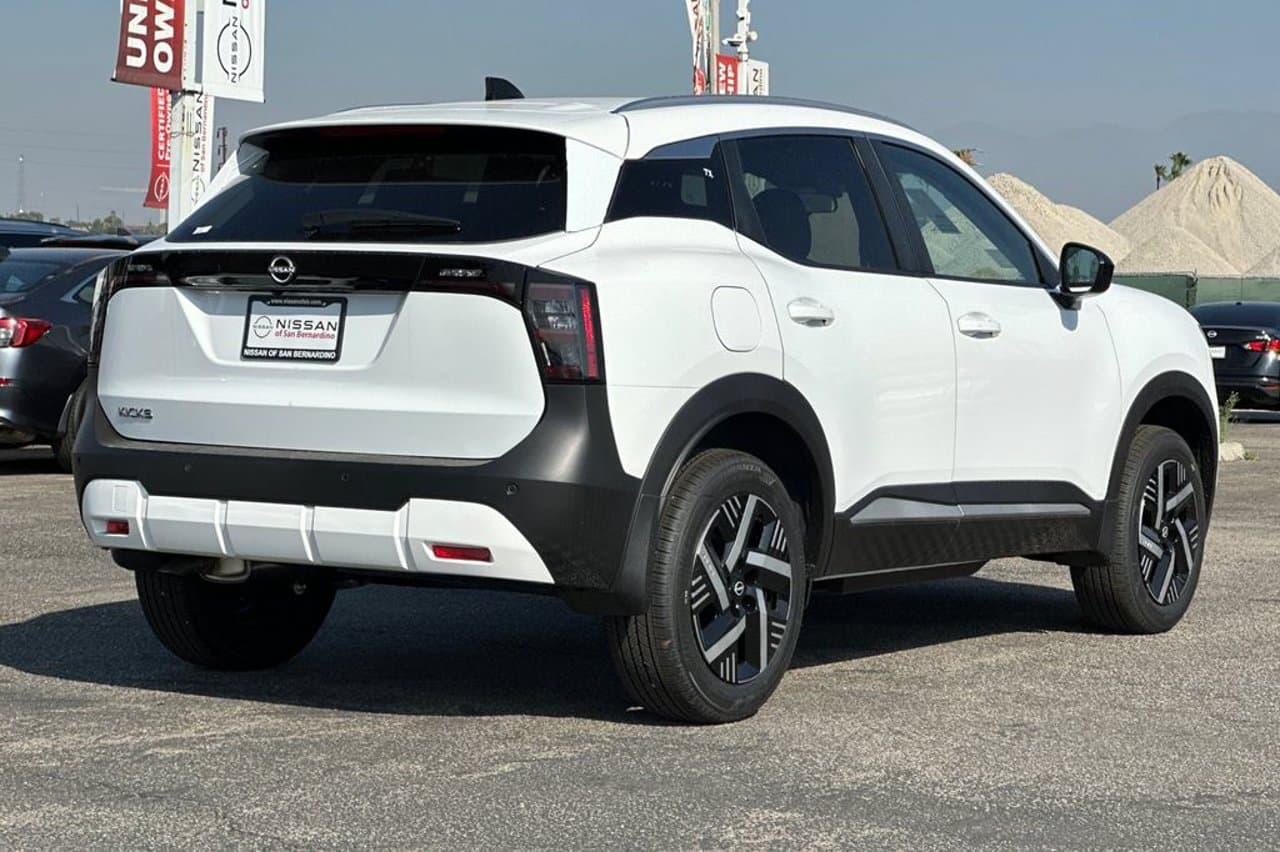 2026 Nissan Kicks SV 3