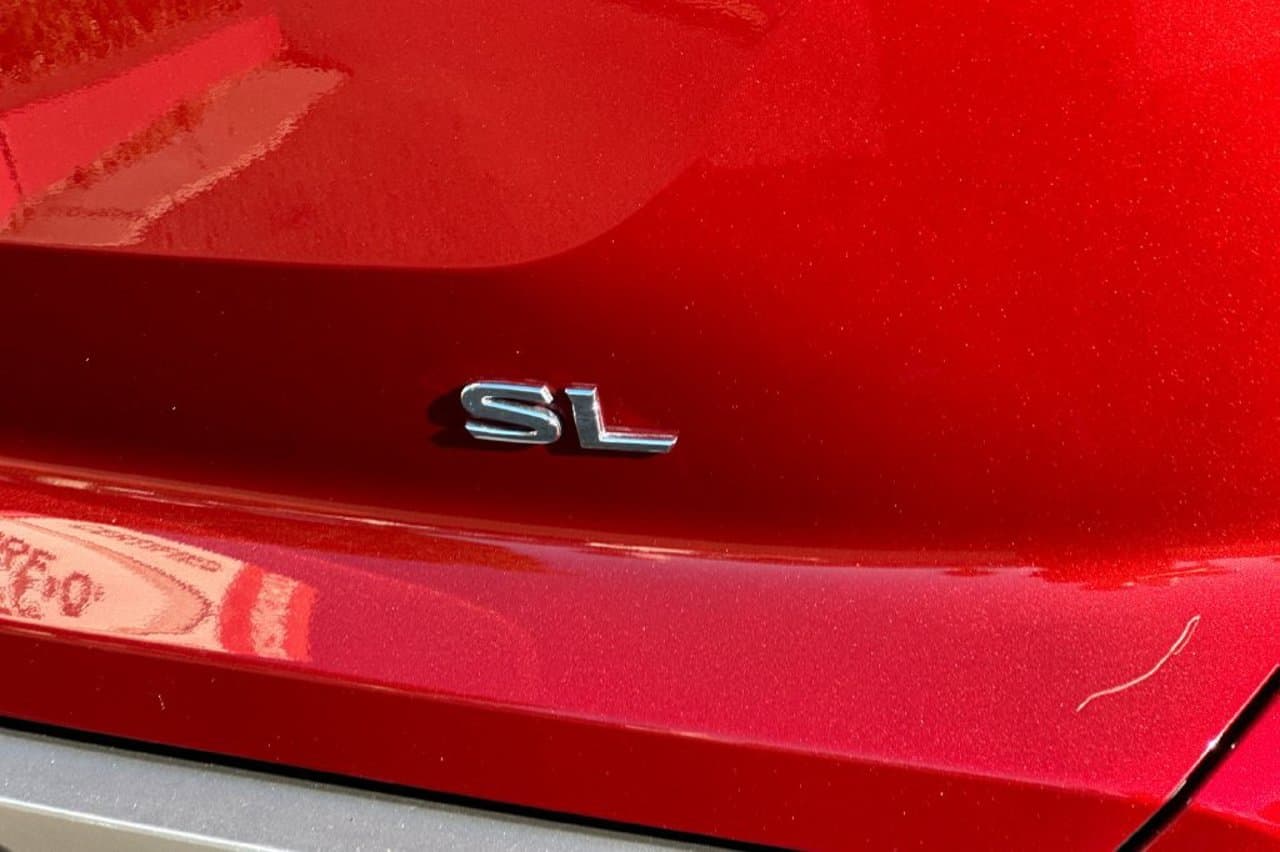 2025 Nissan Pathfinder SL 24