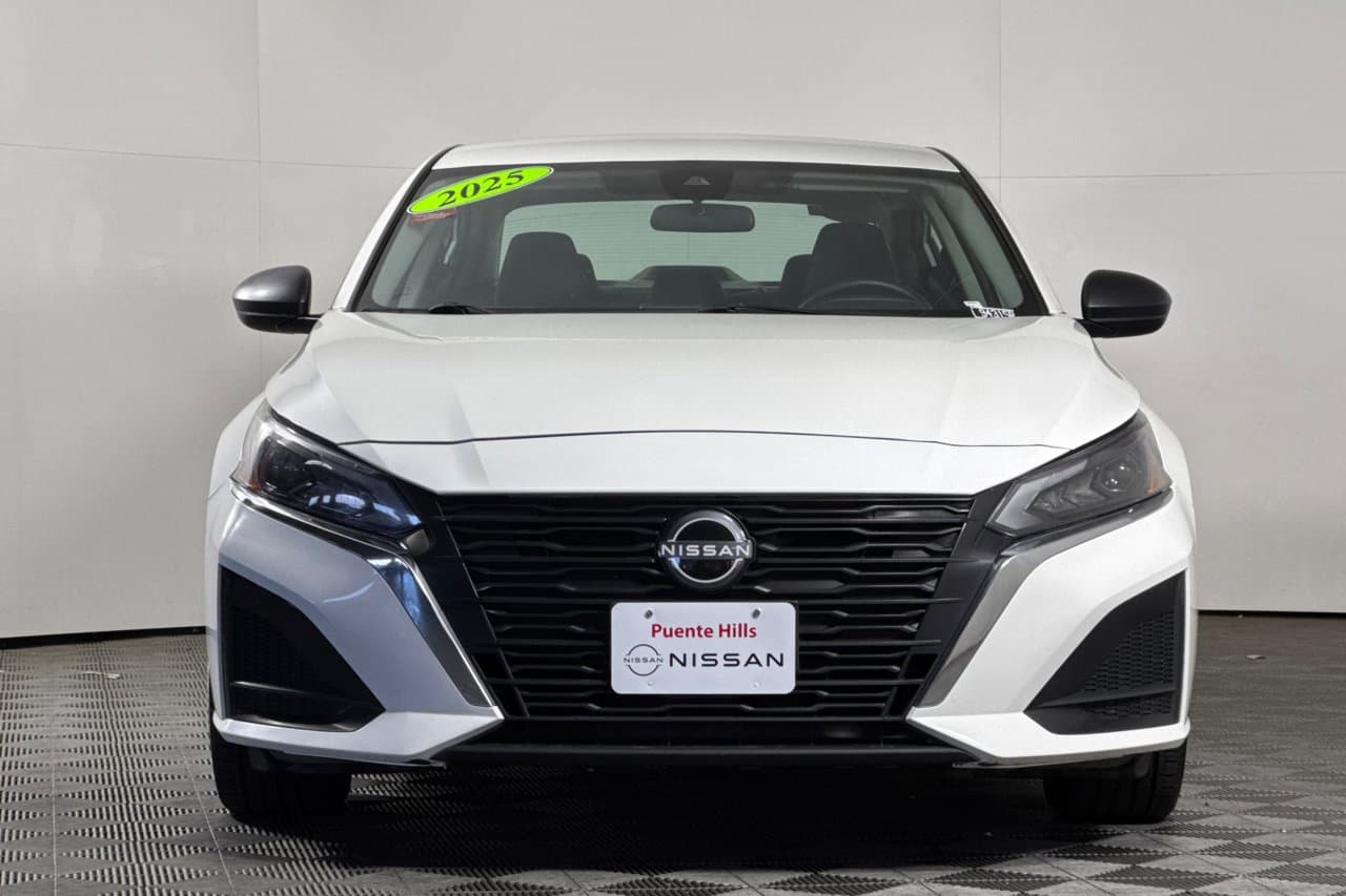 2025 Nissan Altima SV 6