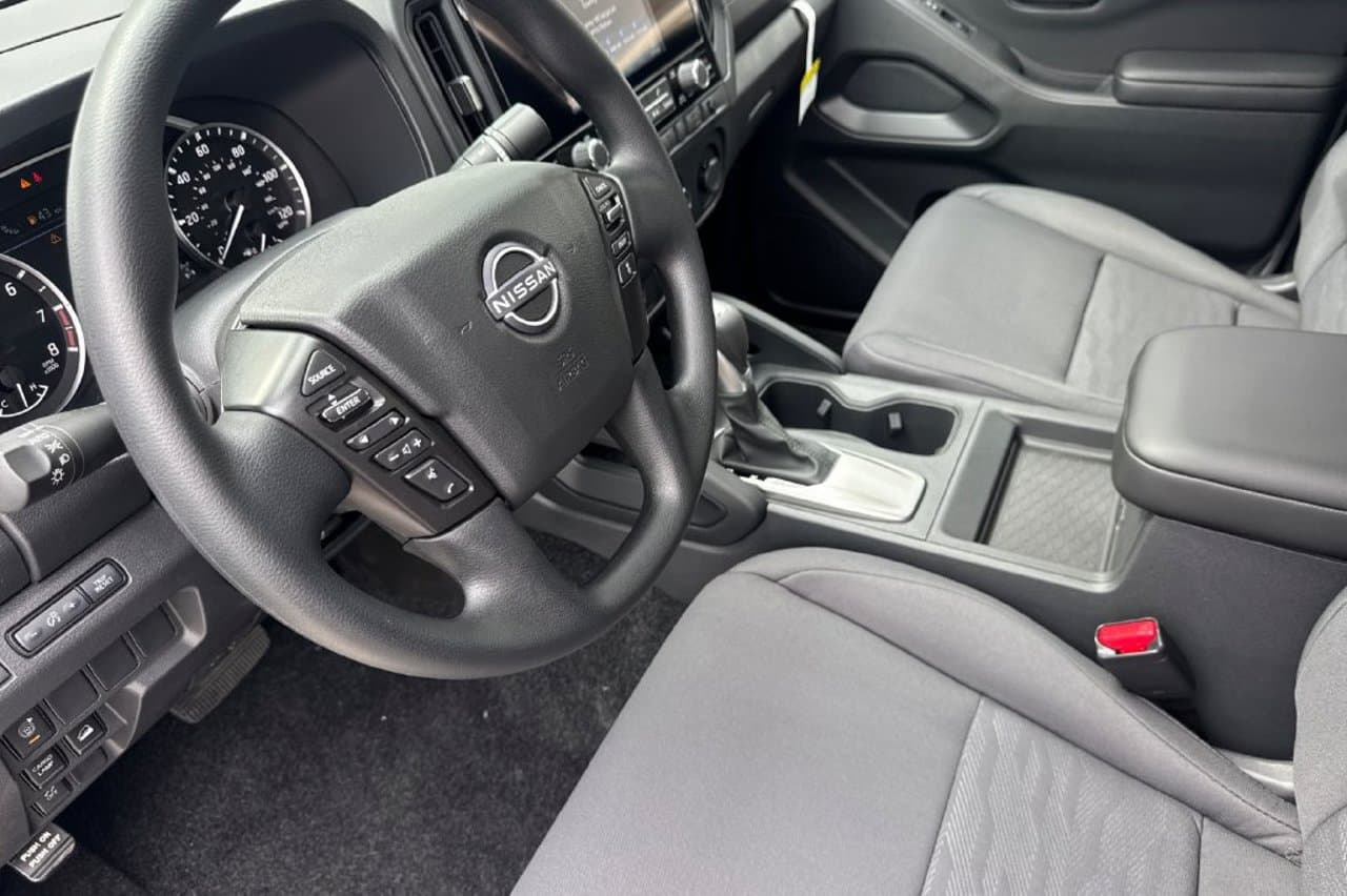 2026 Nissan Frontier S 8