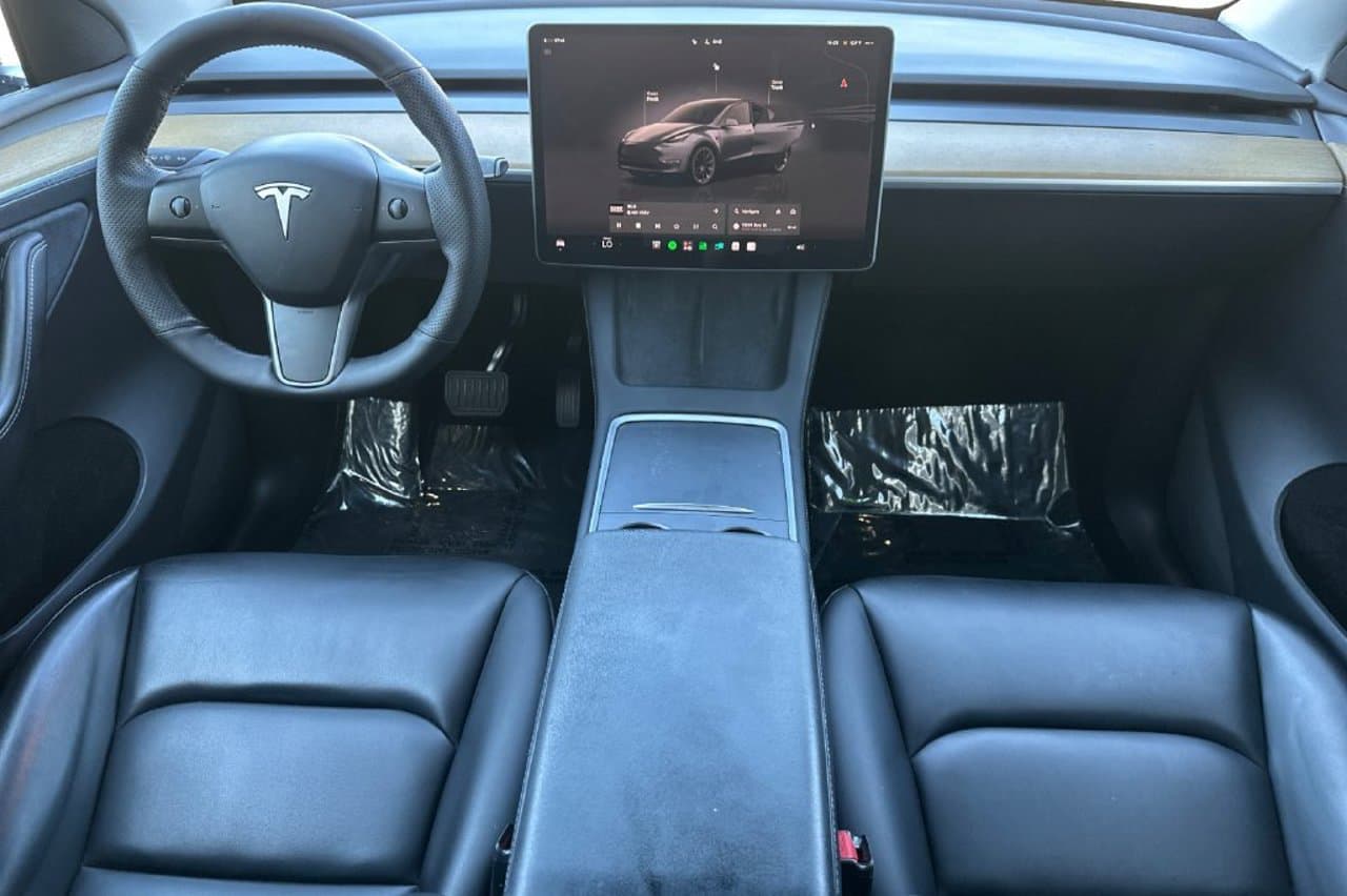 2023 Tesla Model Y Long Range 11