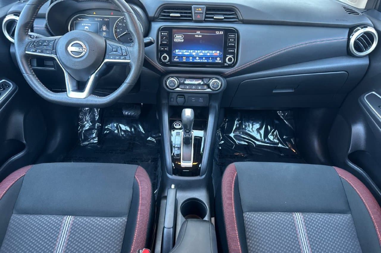 2024 Nissan Versa SR 11