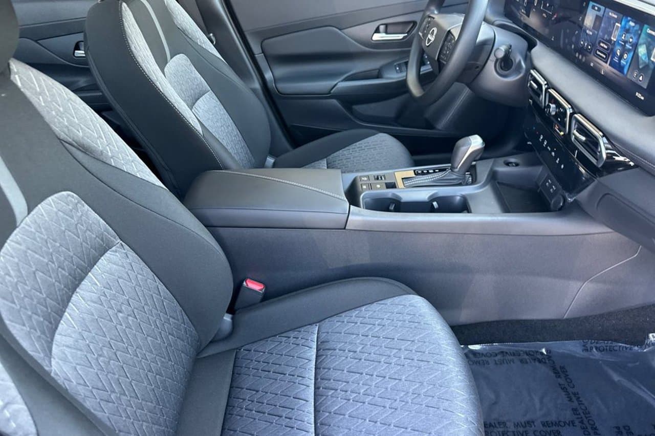 2027 Nissan Sentra SV 12