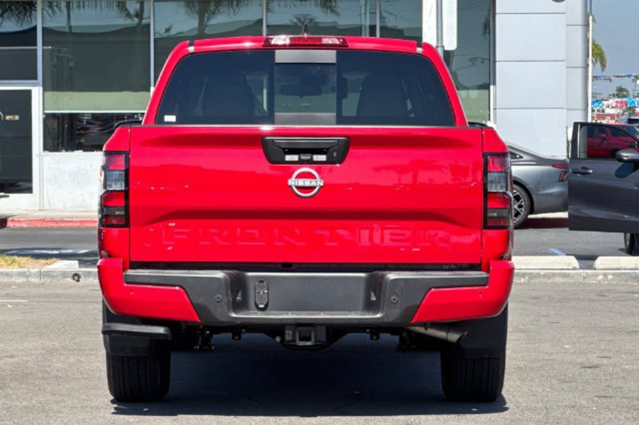 2026 Nissan Frontier SV 4
