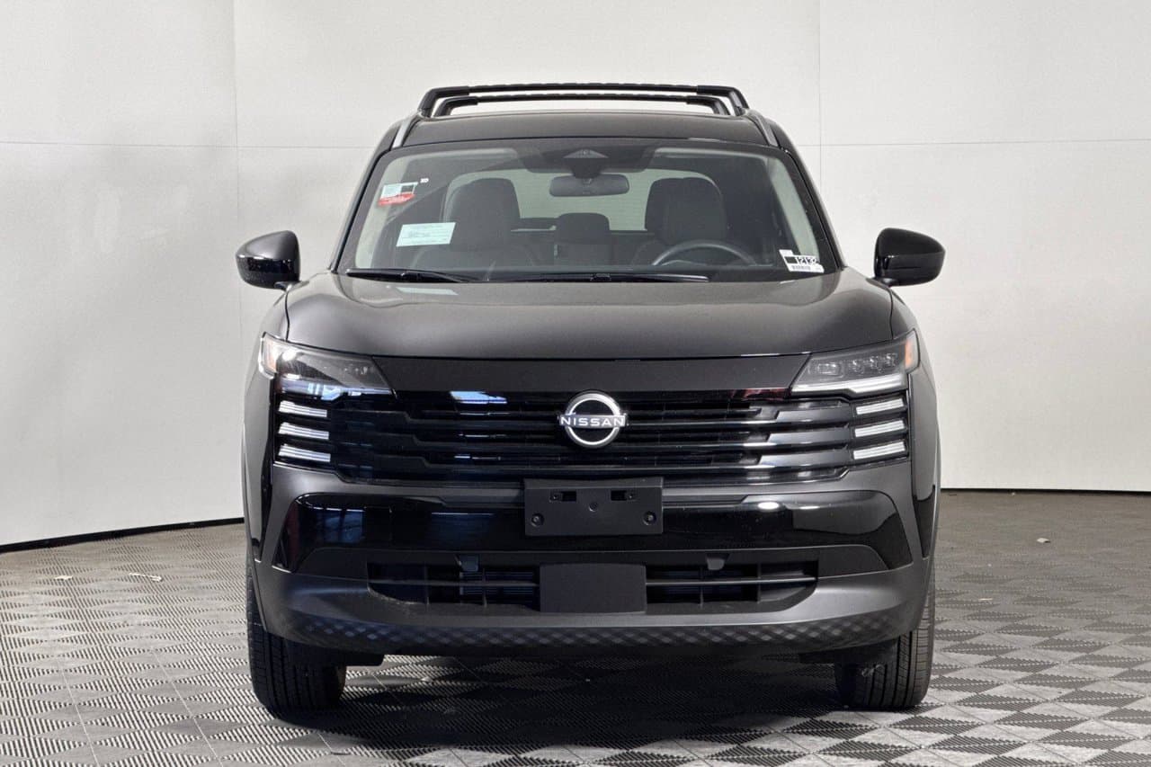2027 Nissan Kicks SV 6