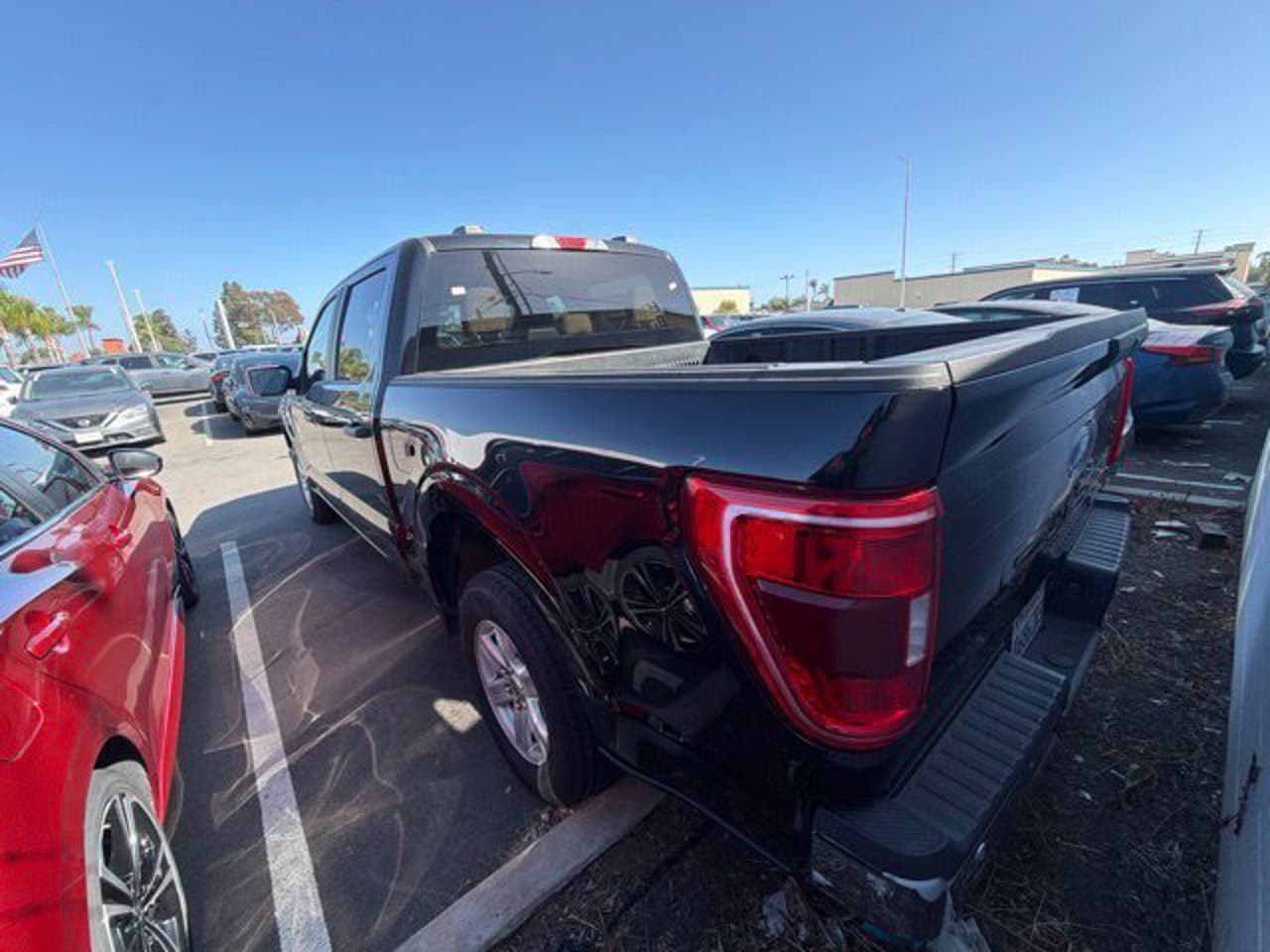 2023 Ford F-150 XLT 4