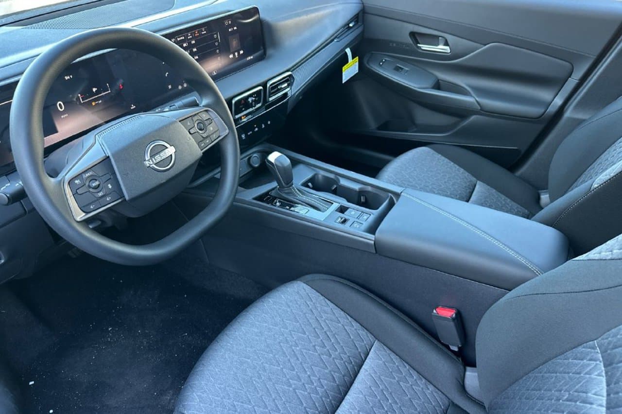 2026 Nissan Sentra SV 8